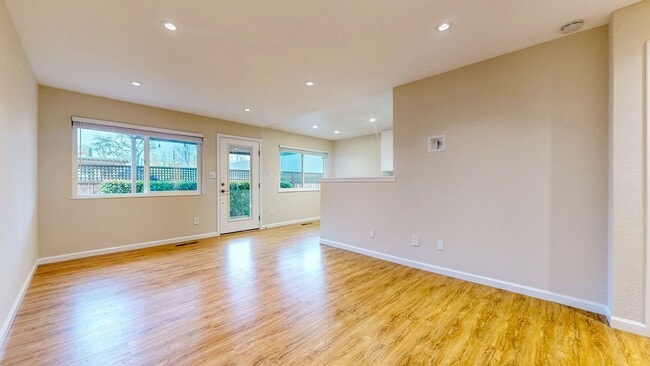 Photo - 1145 Edwards St Unit C