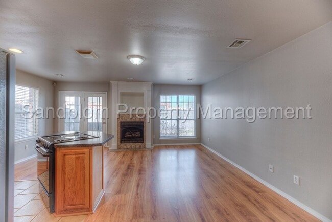 Photo - For Lease | Jenks | Available Now!