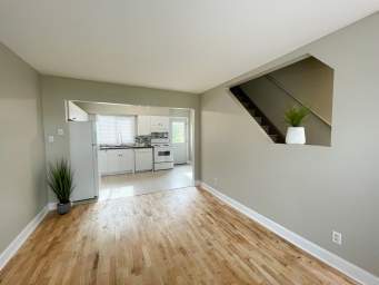 Photo - Parkland Village