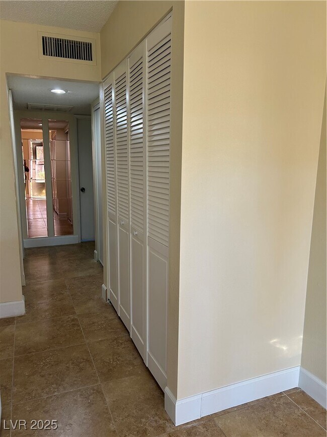 Photo - 350 E Desert Inn Rd Unit F104