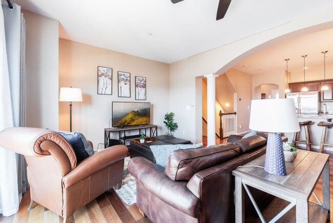 Building Photo - 2325 S G St Unit ID1363976P