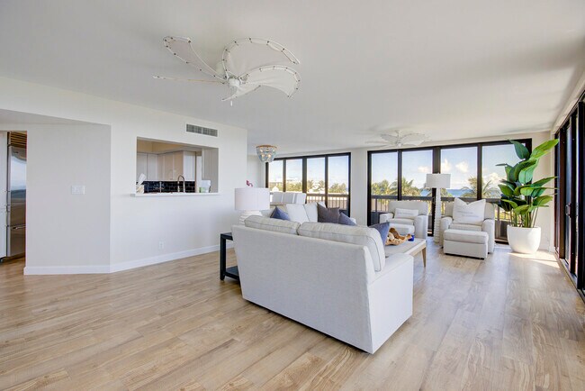 Photo - 120 S Ocean Blvd Unidad 4a
