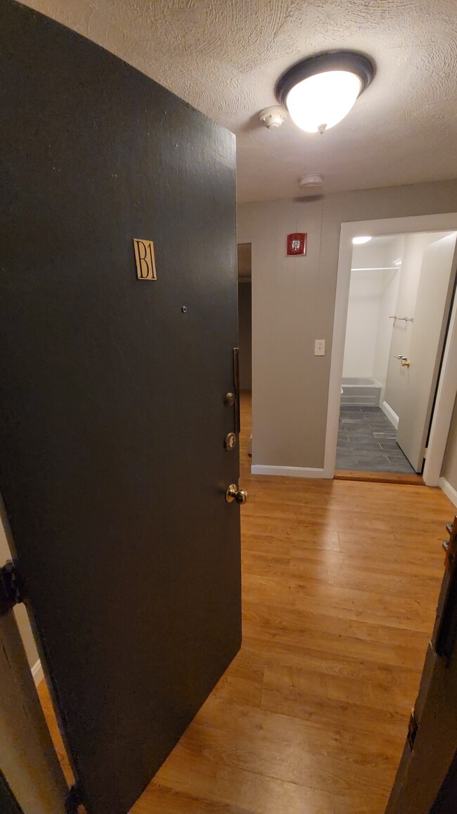 Photo - 1856 Beacon St Apartamentos Unidad 1862 #b1