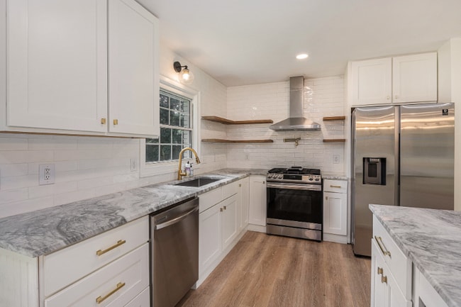 Photo - 1816 Gippy Ln