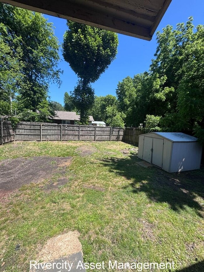 Photo - 1116 N Holmes St
