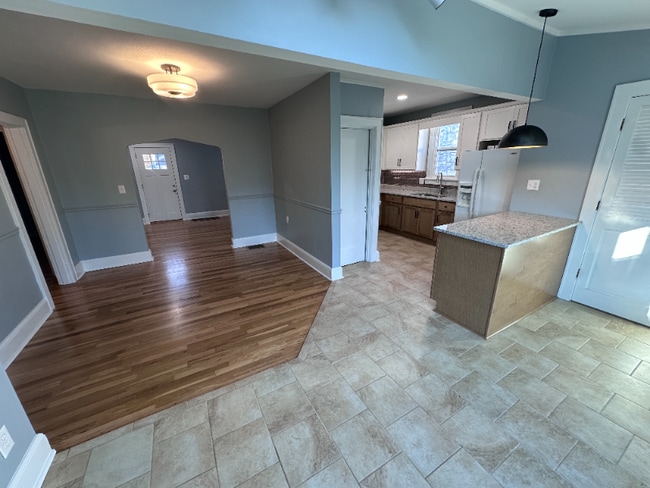 Photo - 916 Magnolia St