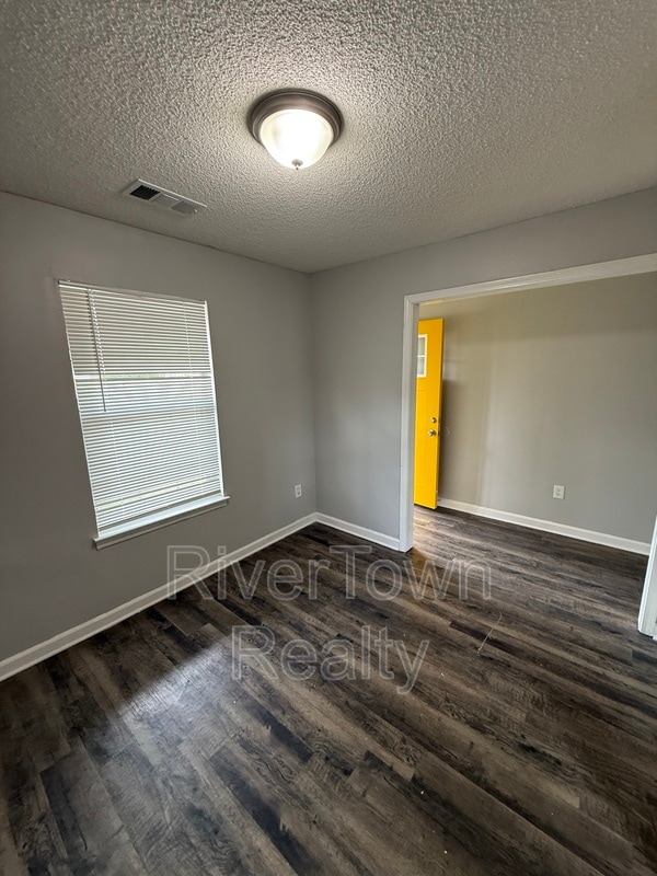 Photo - 4625 Crestfield Rd