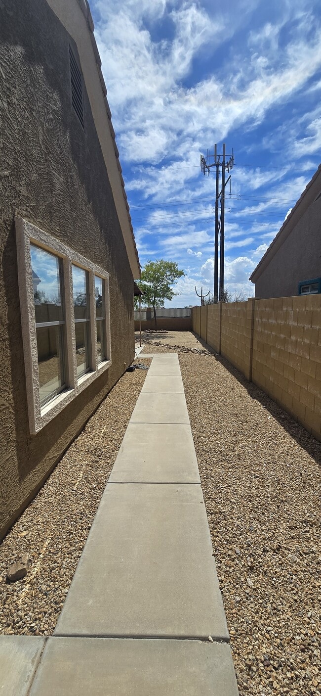 Photo - 8971 E Rainier Dr