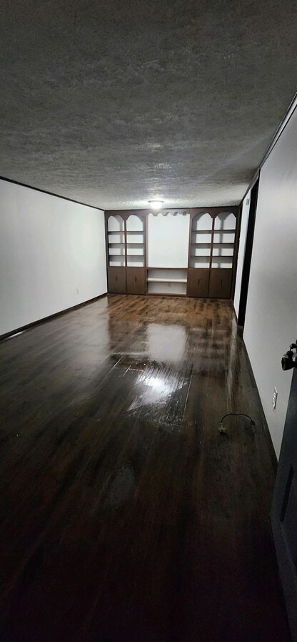 Photo - 1100 Northview Dr Unit HB12C