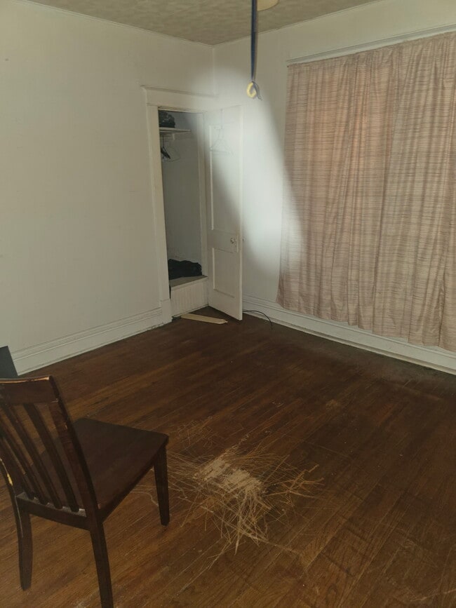 Photo - 4784 Highland Ave