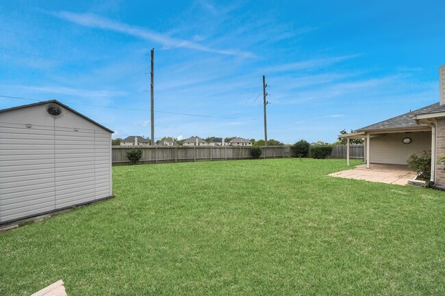 Building Photo - 7730 Trail Hollow