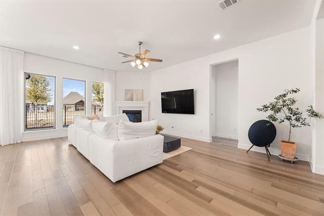 Photo - 2250 Macy Wy