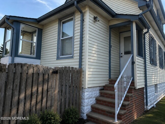 Photo - 66 Alcoa Ave