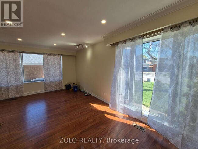 Photo - 58 Mooregate Ave