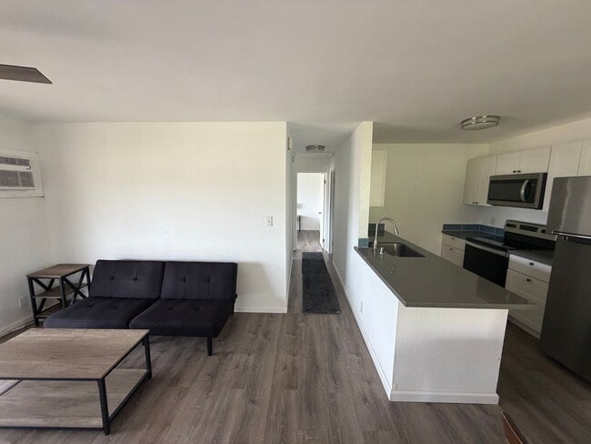 140 Uwapo Rd