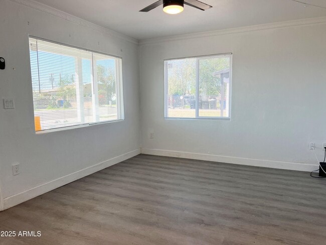 Photo - 702 W Pepper Pl