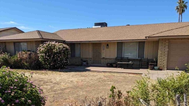 Photo - 3725 W Shangri La Rd House