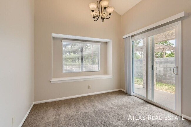 Photo - 1659 Duarte Dr