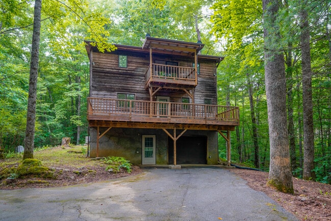 Photo - 480 Wingfield Way
