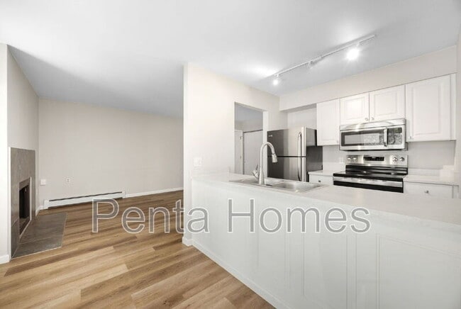 Photo - 512 E Monroe Dr Unit D416