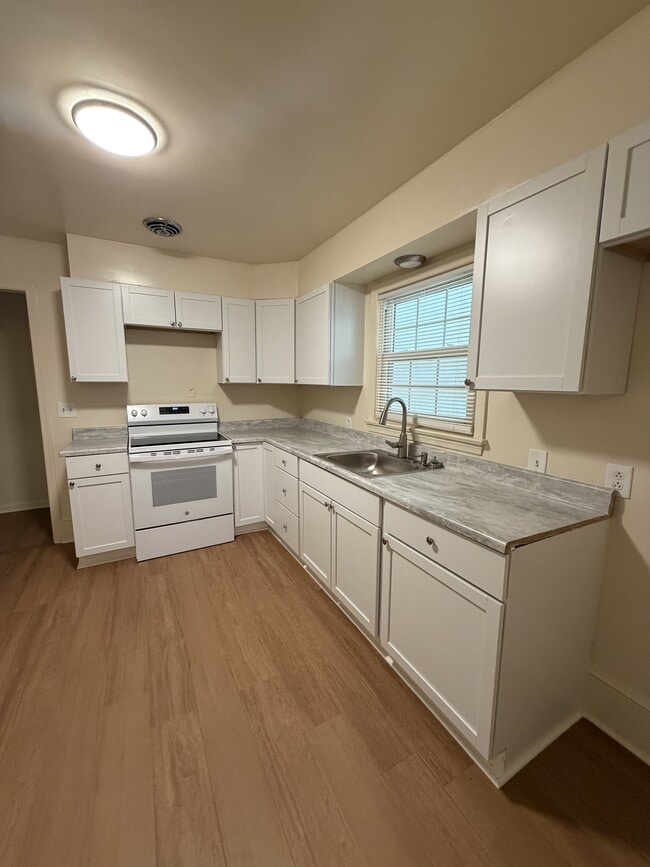 1221 Taney Ave