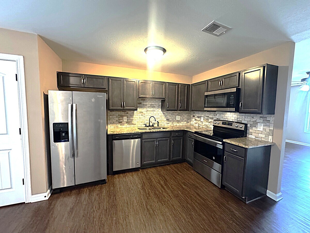 Photo - 2503 Rollow Ln Townhome