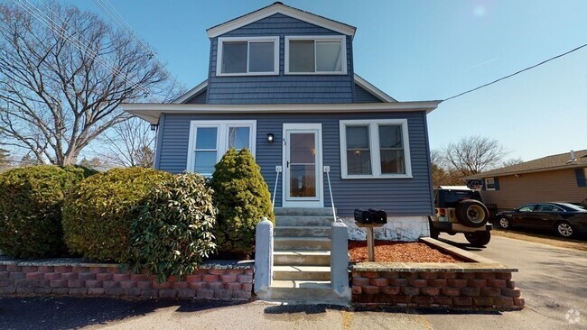 Building Photo - 43 Edgewater Ave Unit 1 Rental