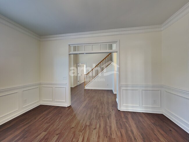 Photo - 5410 Frederick St