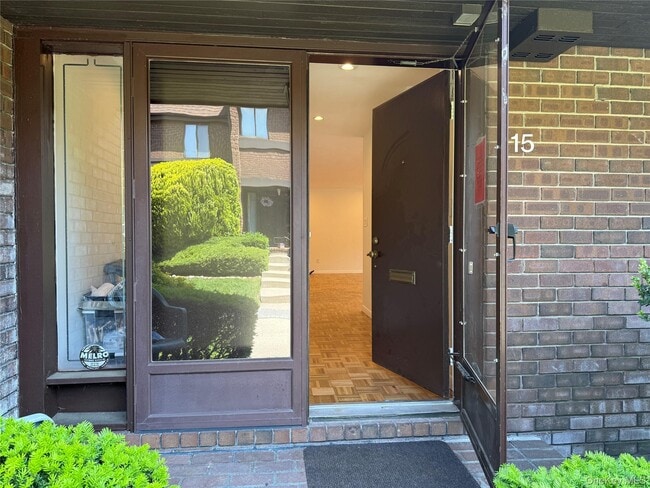 Photo - 15 Old Field Unit 15