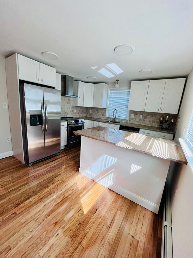 Photo - 340 Maple St Unidad A
