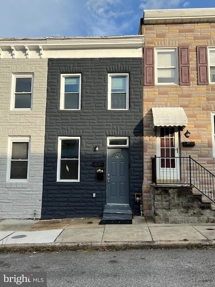 Photo - 3339 Paine St