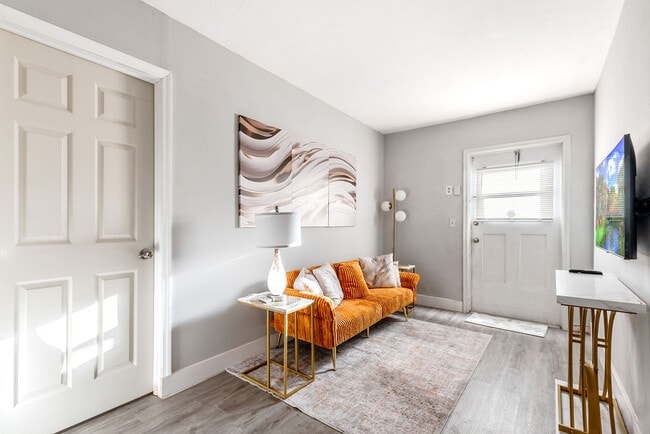 Photo - 1826 Sherman St