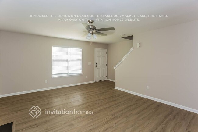 Photo - 545 Havenbrook Way NW