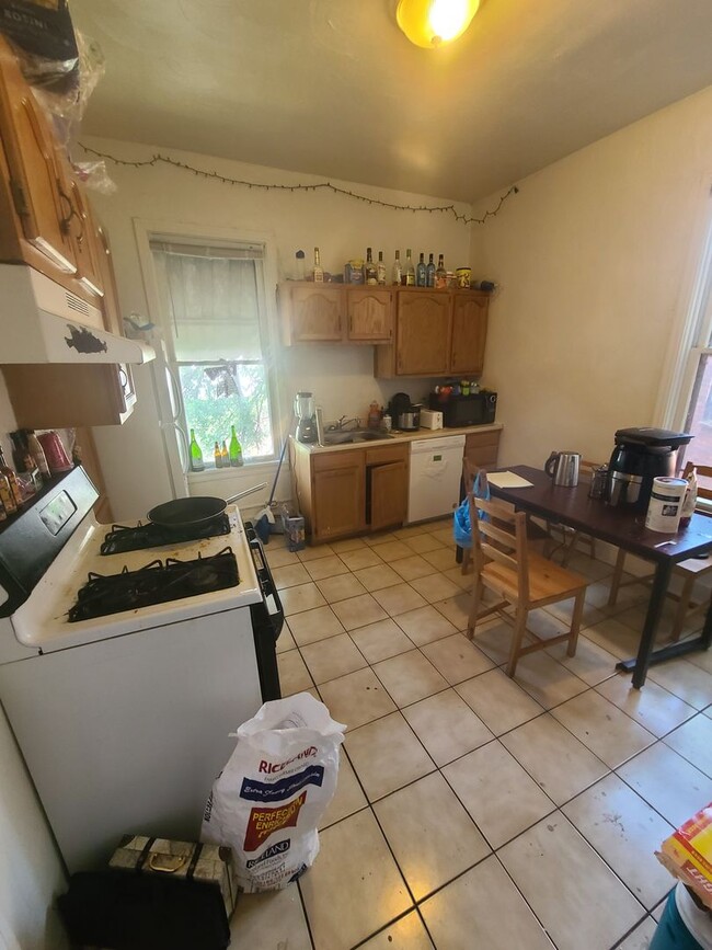3457 Ward St Unit Big House