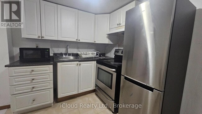 Photo - 39 Frey Crescent