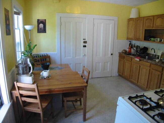 Photo - 3.0 bedroom in Cambridge Massachusetts 02138 Unit U2