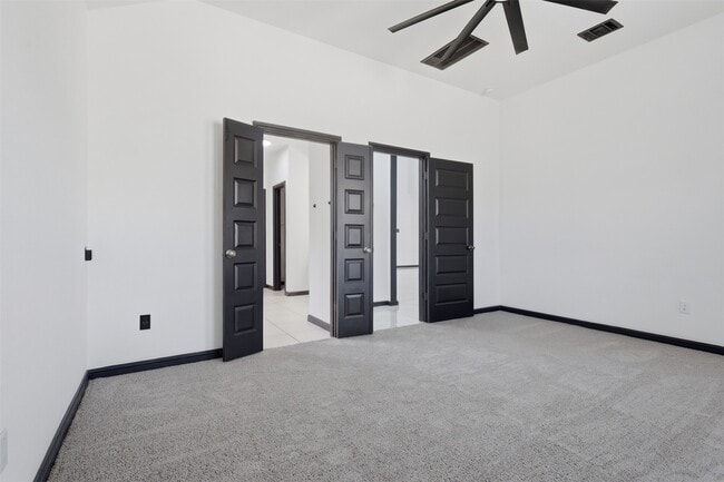 Photo - 27947 Hendrix Park Dr