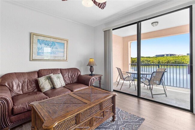 Photo - 2729 Via Murano Unit 429