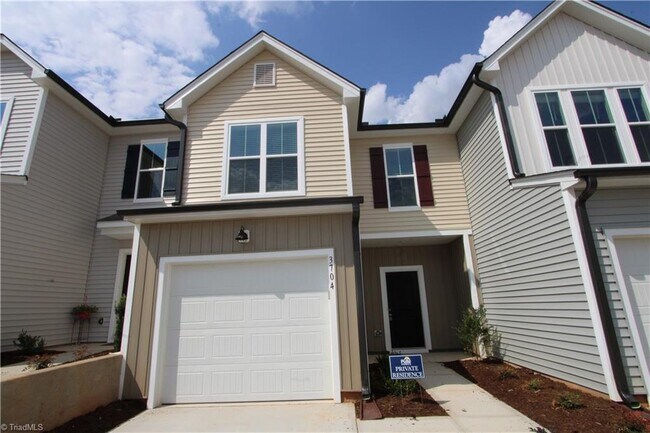 Photo - 3704 Feltham Ln