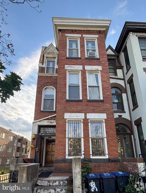 Building Photo - 3002 13th St NW Rental