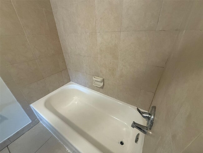 Photo - 7960 N Colony Cir