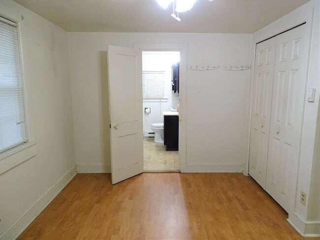 Photo - 206 Old Mill Rd