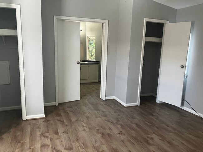 Photo - Triangle Mobile Home Park