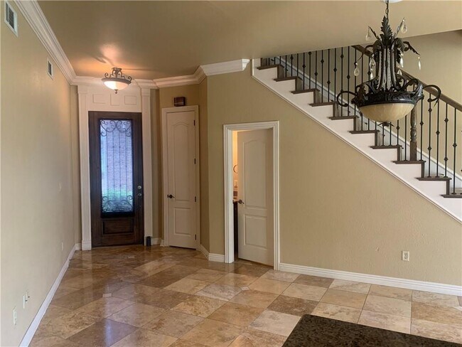 Photo - 2507 S Everest Ave Condo