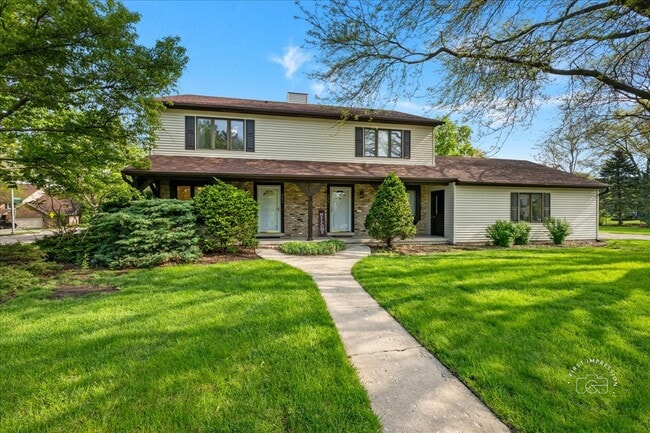 Building Photo - 751 Monticello Dr
