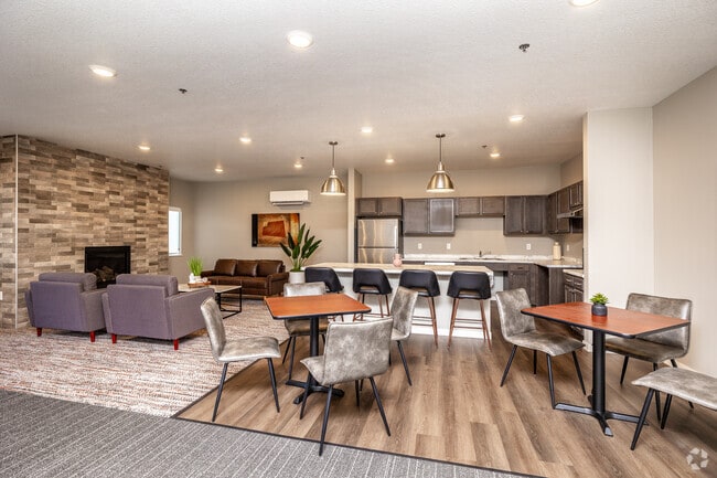 Community Room - Boulevard Apartments & Townhomes