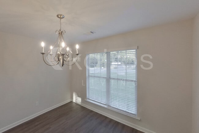 Photo - 553 Mt Airy Dr