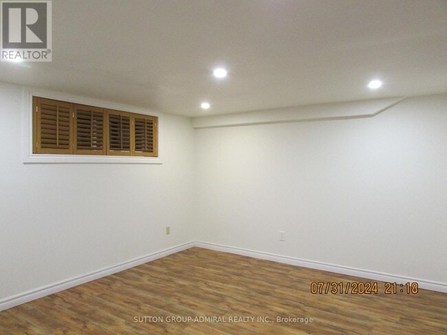 Photo - 62 Leisure Ln
