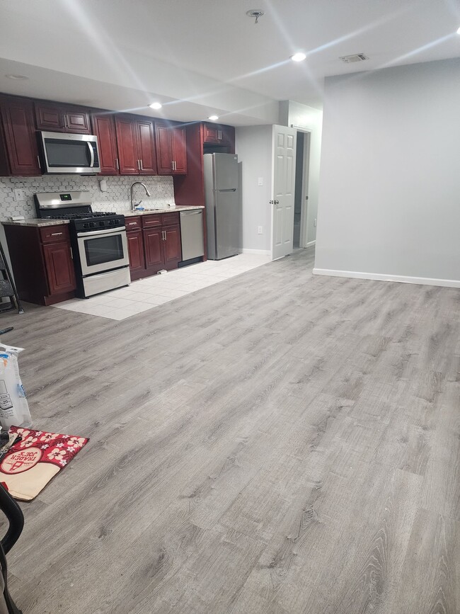 Photo - 22 Linden Ave