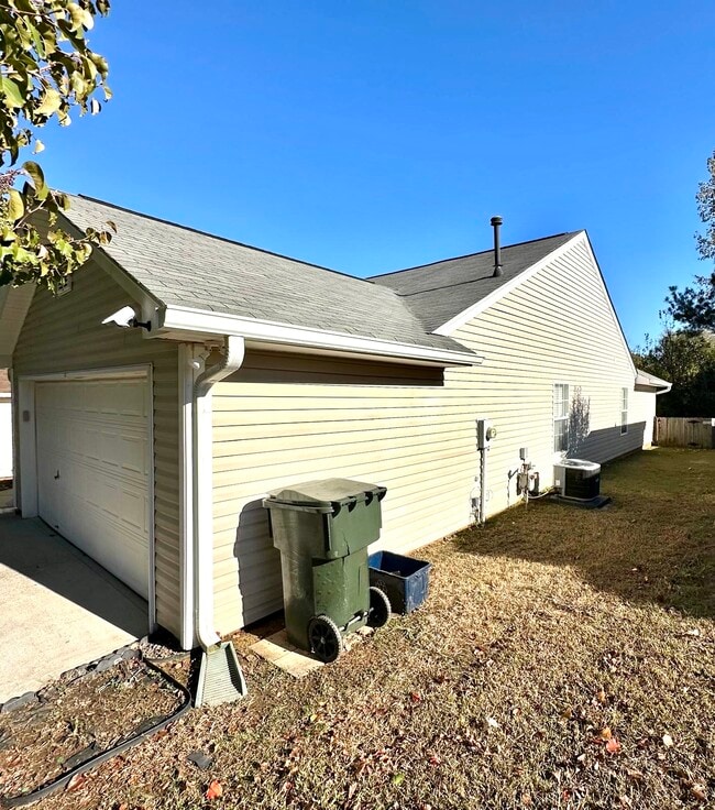 Photo - 1686 Sandpiper Dr